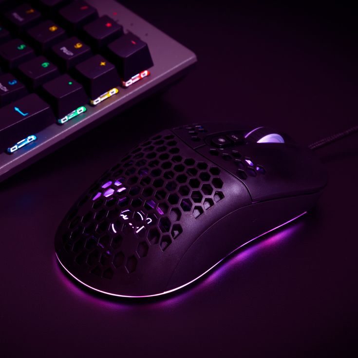 Model O- (Minus)